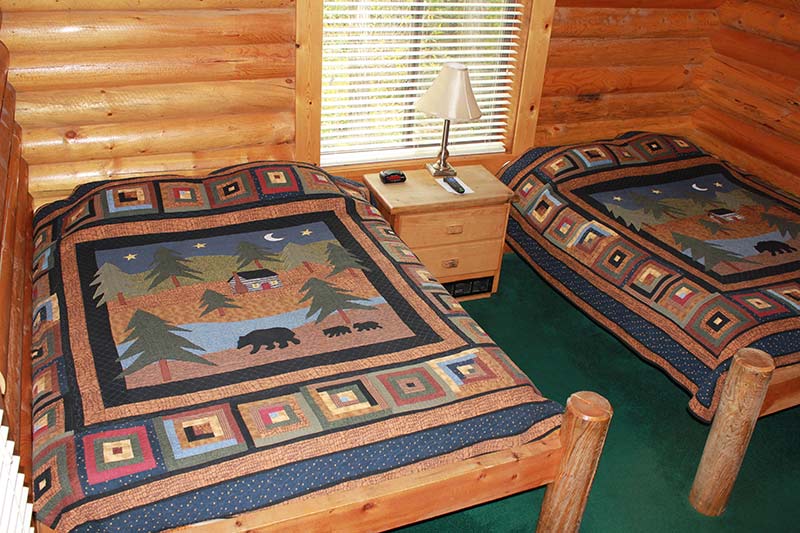 cabin-rentals-in-idaho-standard-2-queen-room cabin-rentals-in-idaho-standard-2-queen-room