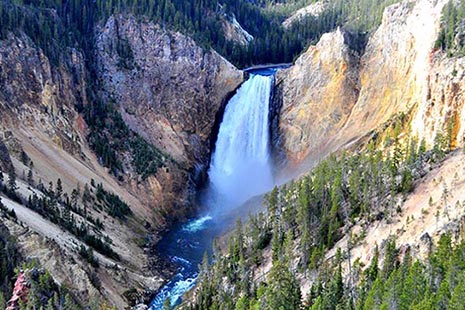 Regional Attractions - Yellowstone NP
